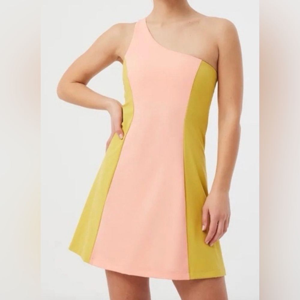 NEW NWT OUTDOOR VOICES Nectarine Orange Dijon One Shoulder Athletic Dress Small